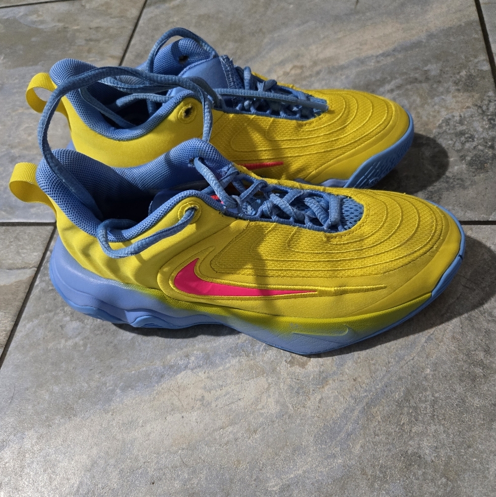 Nike Giannis Immortality 4 Grade School Boys Basketball Shoes "Candy Funhouse"